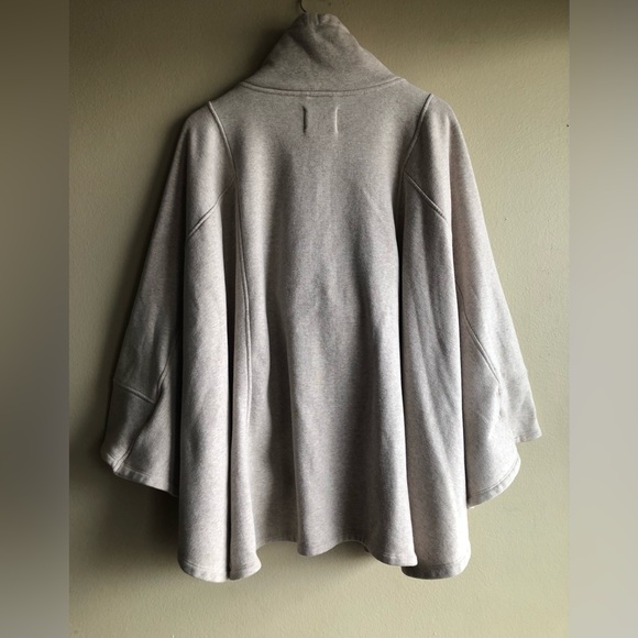 Ugg Women’s Cardigan Cover Up Thick Sweater Turtleneck Size XS/S - Picture 6 of 11